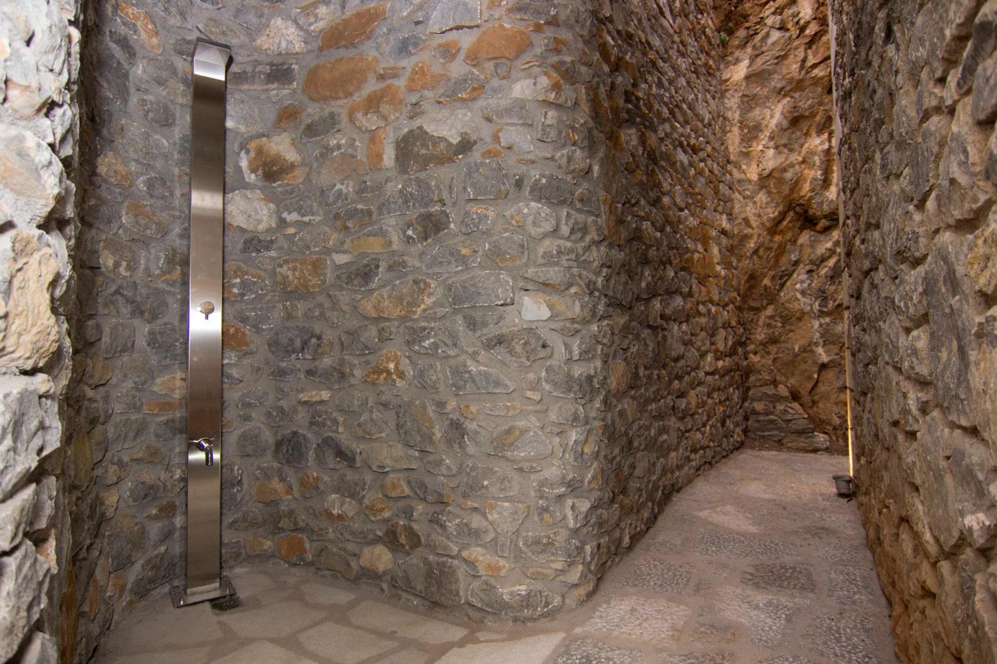 Koumani Lithorama Residence Mani - First Floor מראה חיצוני תמונה