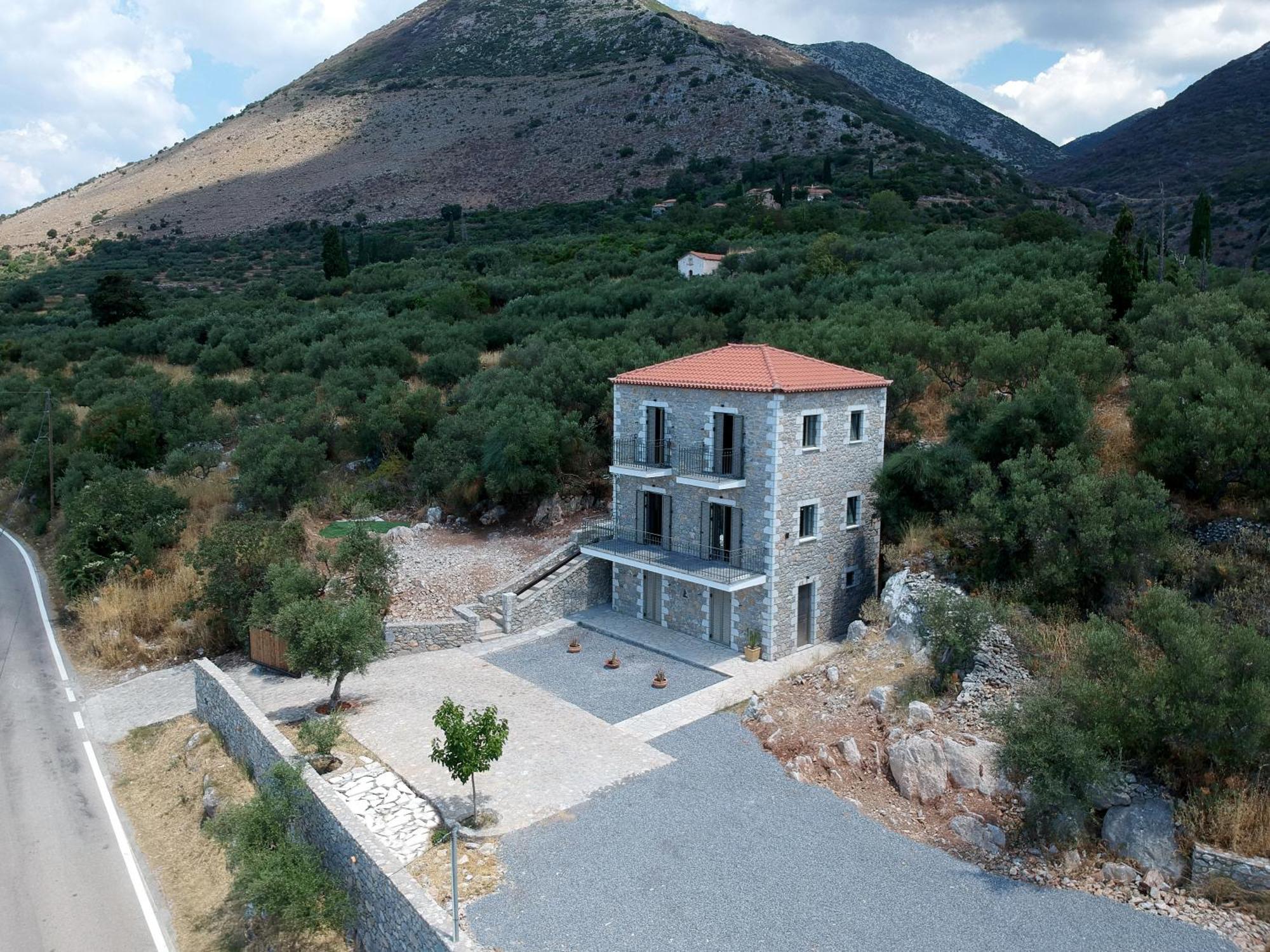Koumani Lithorama Residence Mani - First Floor מראה חיצוני תמונה